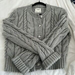 Grey chunky cable cardigan. Large